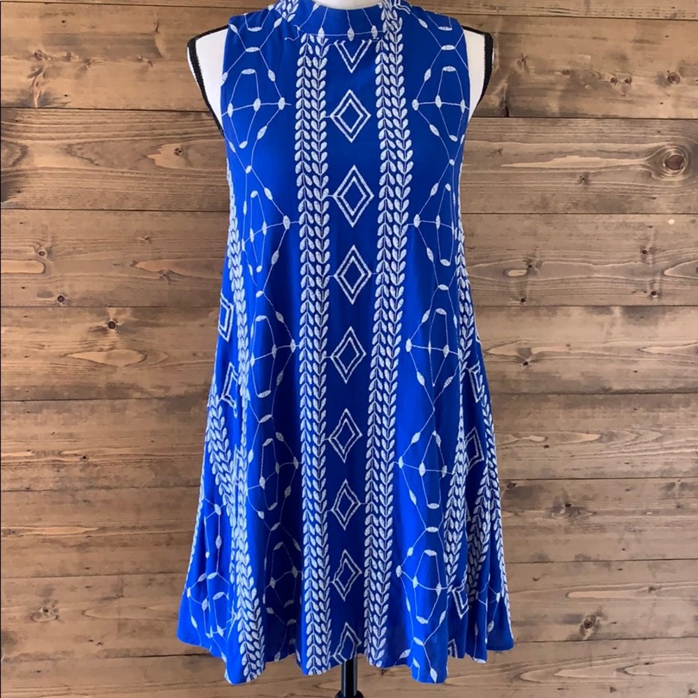Embroidered Sleeveless High Neck Blue Dress Small